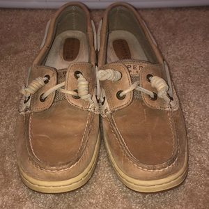 Sperry topsiders